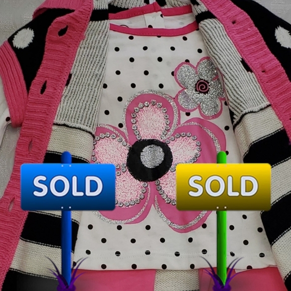 boutique Other - ❌❌SOLD❌❌WAS $62 ❌ NWT 3pc Sweater top pants set bling flower HP🎉. FINAL $